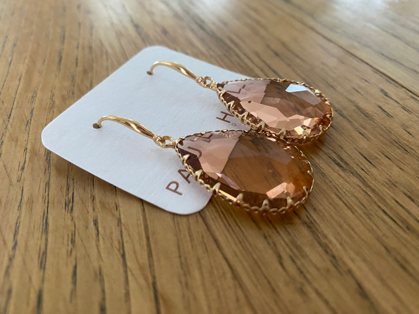 Majestic Drops in Peach