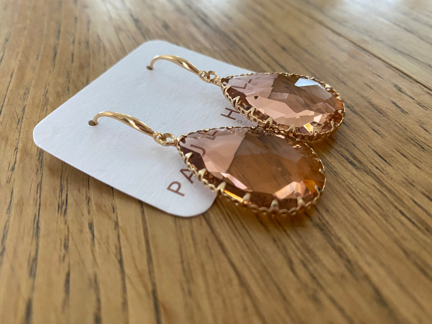 Majestic Drops in Peach