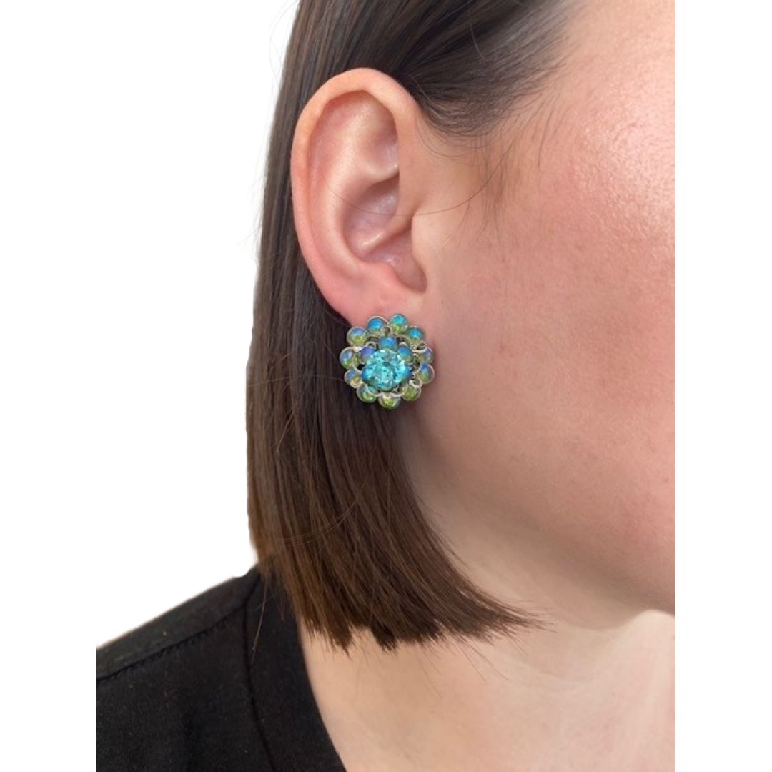 Stud Clusters in Ocean Blue