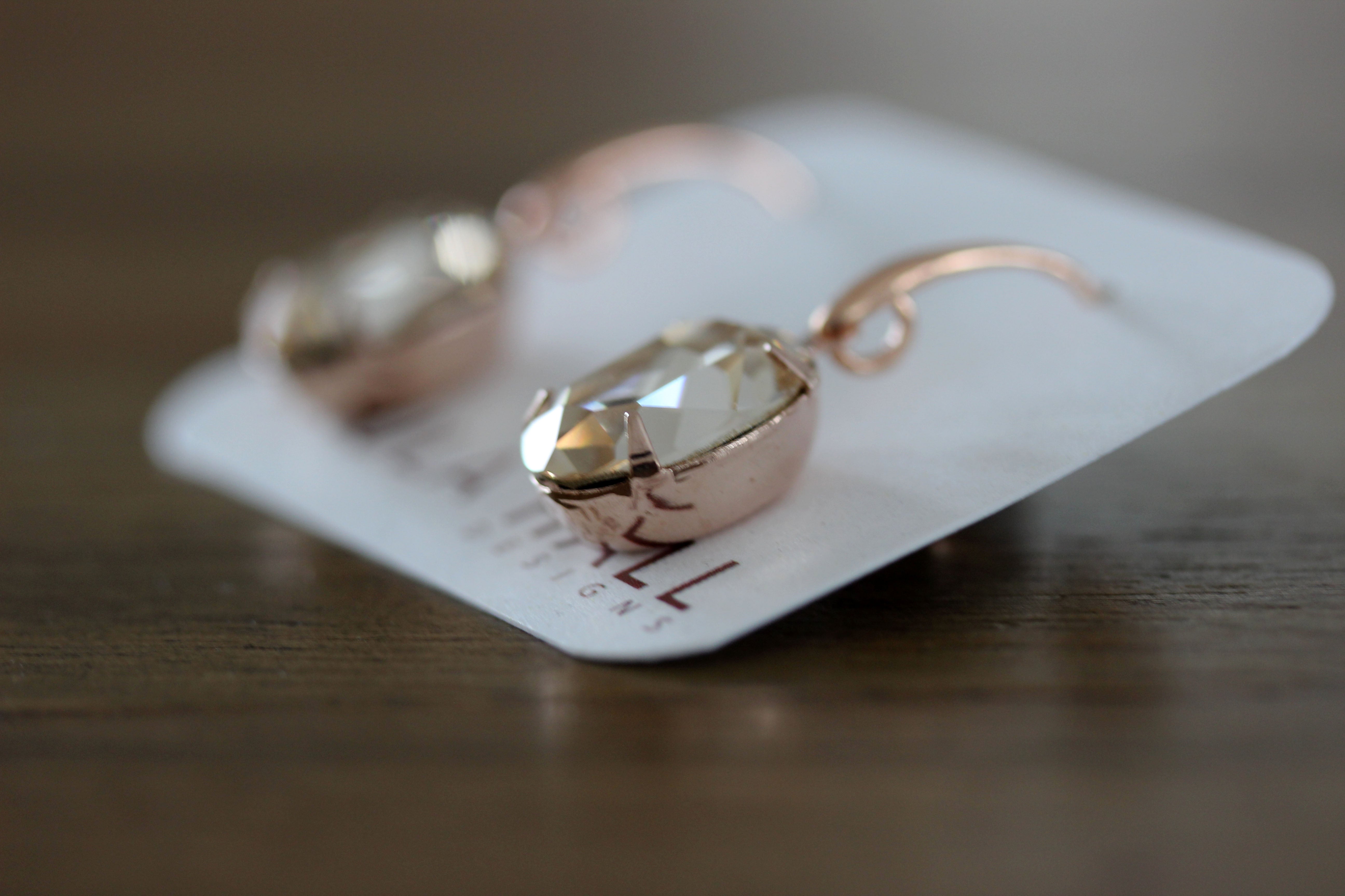 Solitaire Oval Drops in Gold