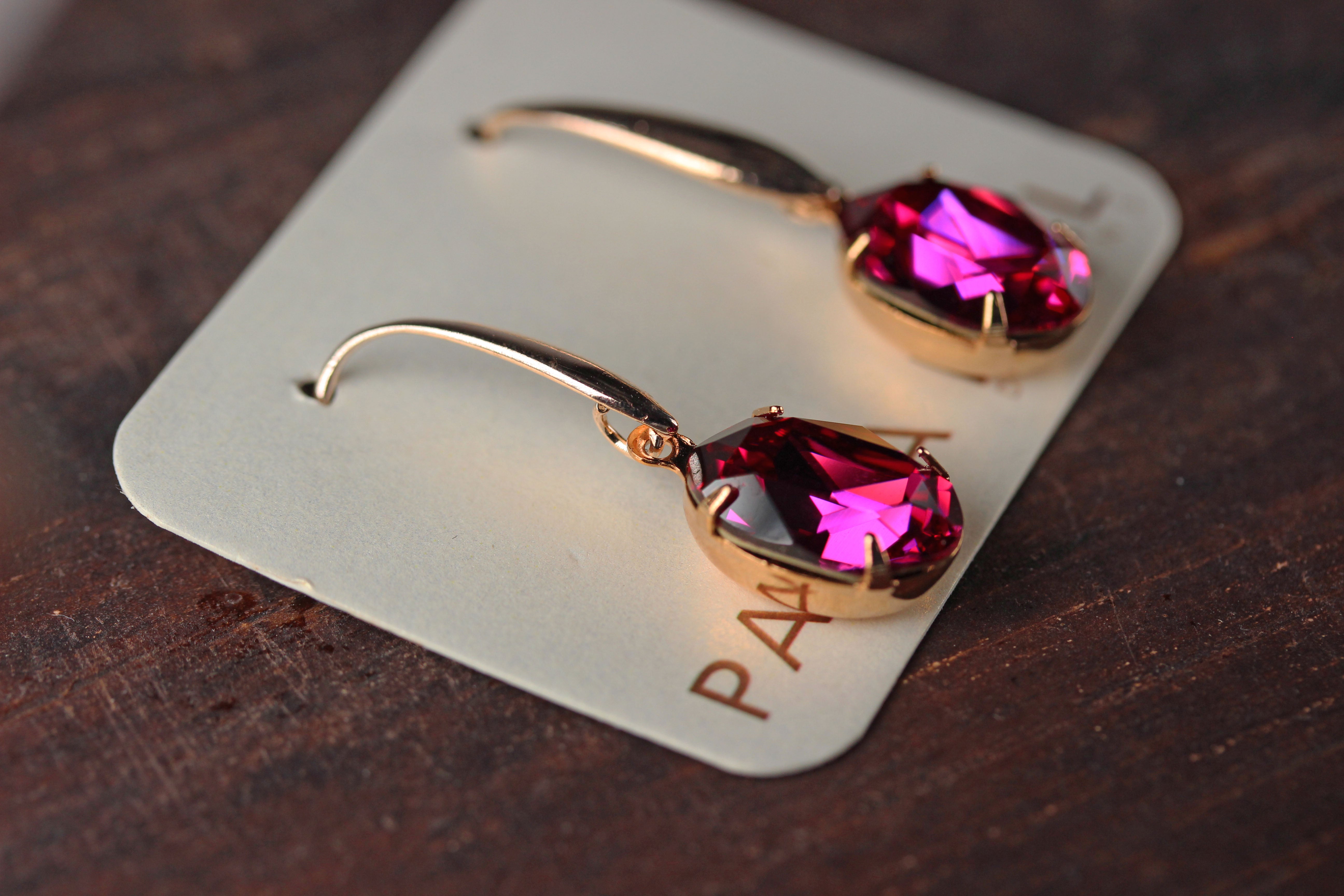 Solitaire Oval Drops in Fuchsia