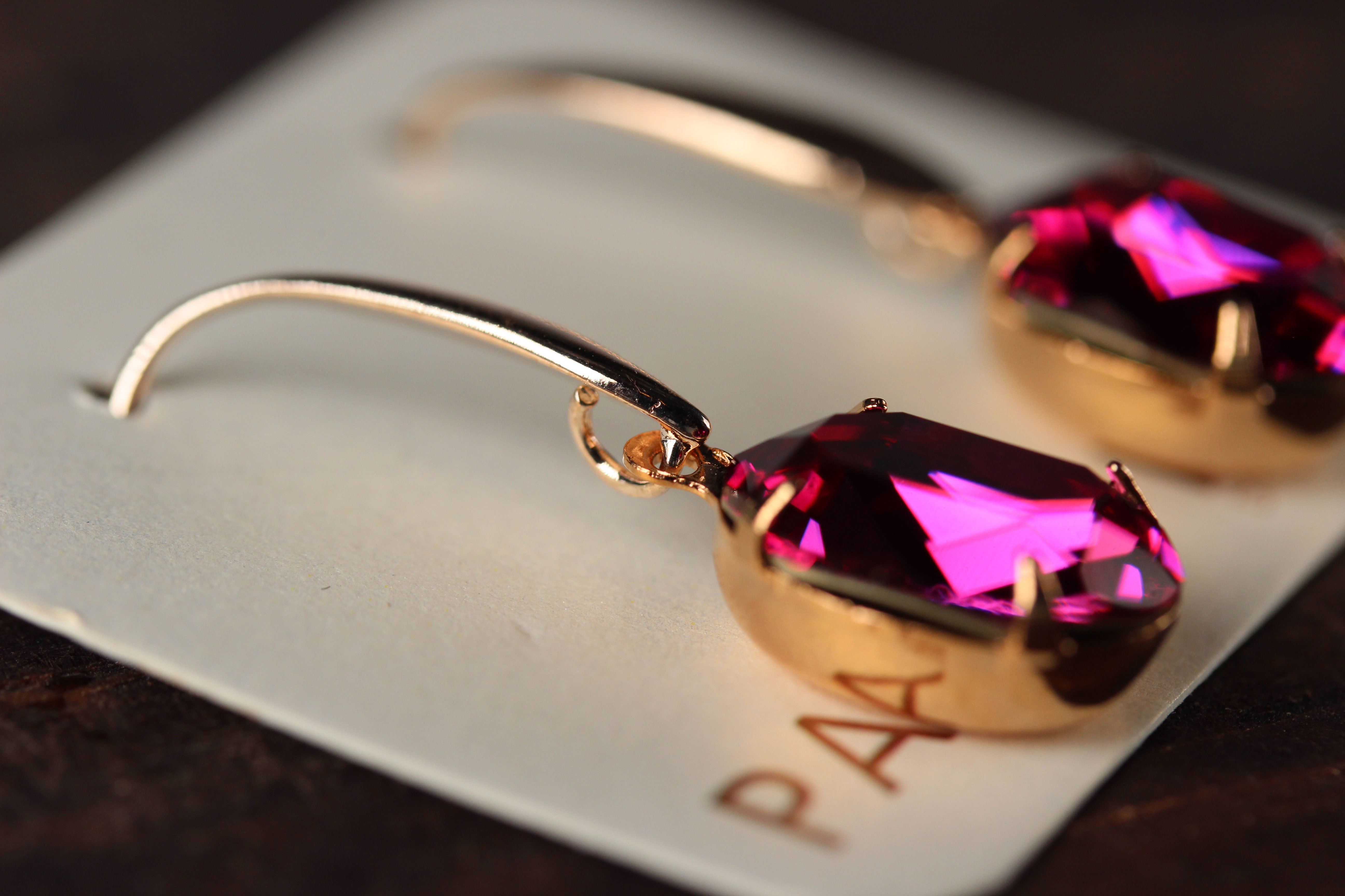 Solitaire Oval Drops in Fuchsia